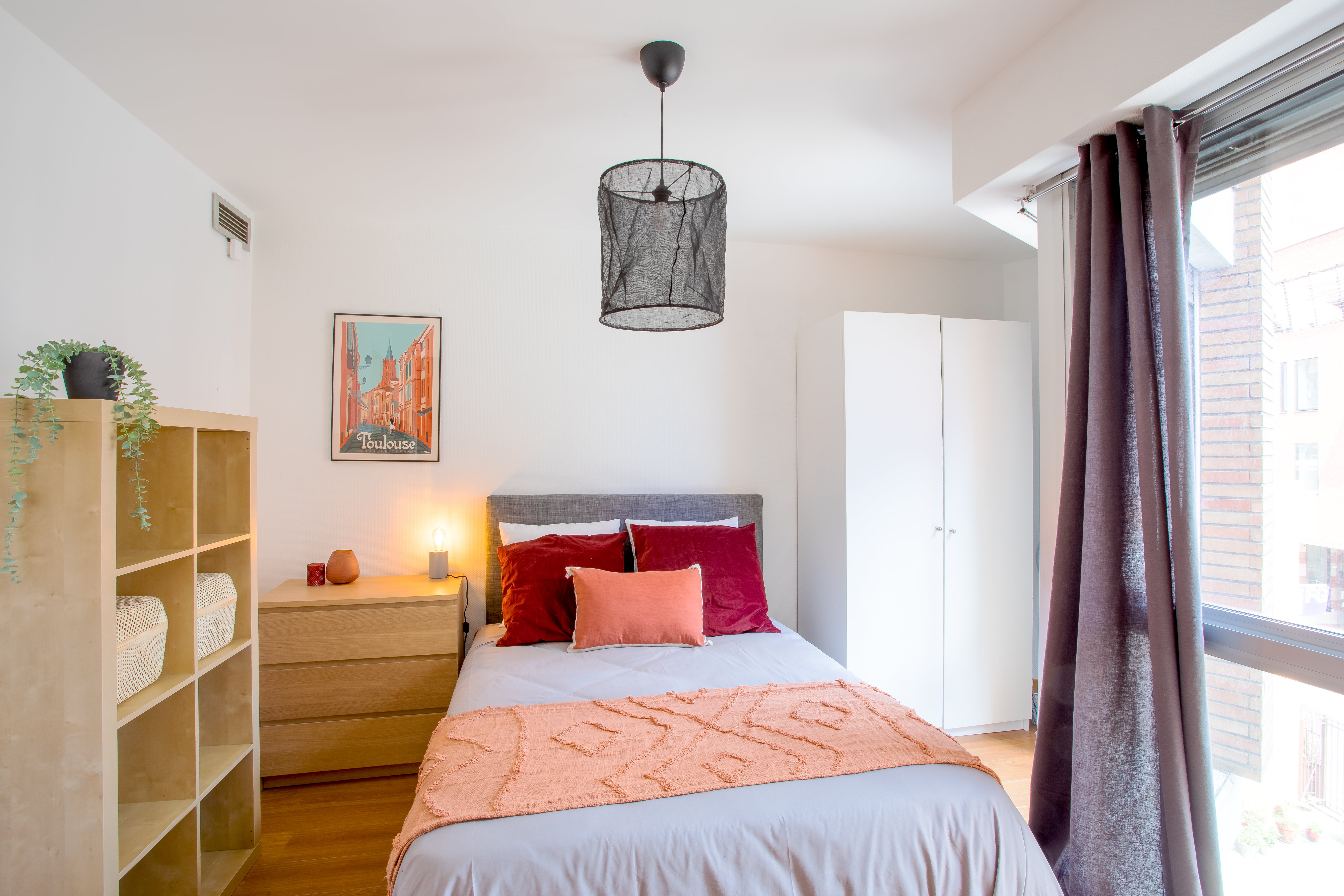 Appartement T2 de 32m² entièrement rénové et meublé à Toulouse Saint Georges 