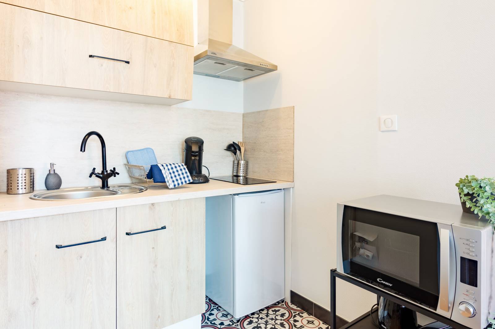 Appartement T2 de 32m² entièrement rénové et meublé à Toulouse Saint Georges 