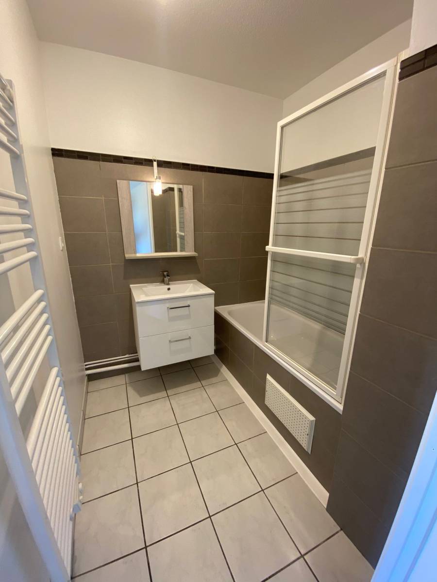 T2 SEPT DENIERS / TOULOUSE