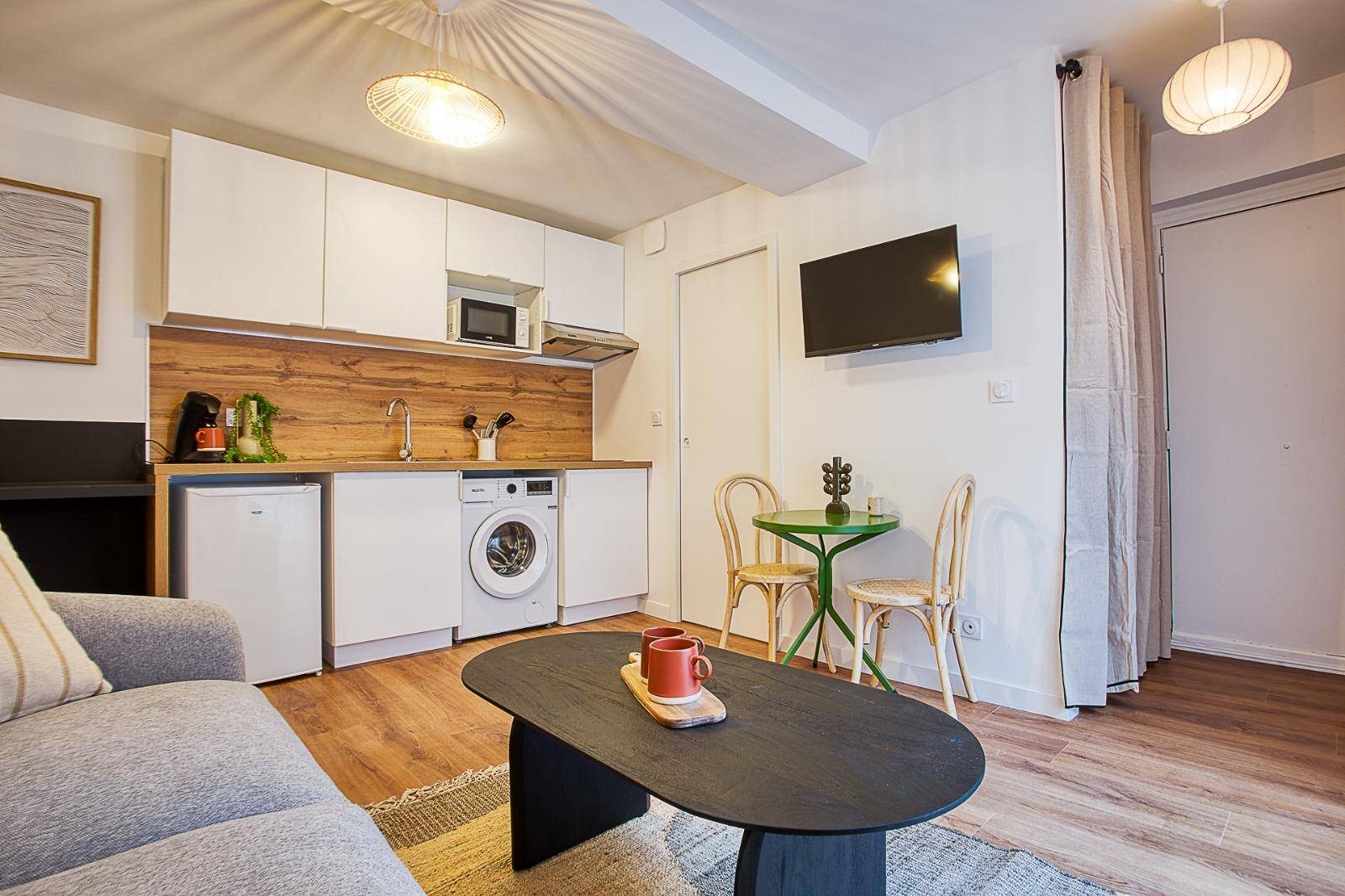 STUDIO SAINT-CYPRIEN / TOULOUSE