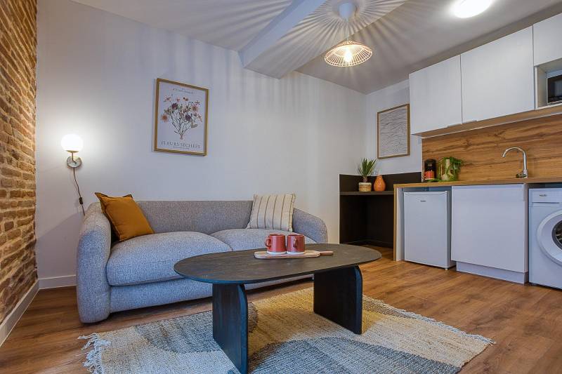 STUDIO SAINT-CYPRIEN / TOULOUSE